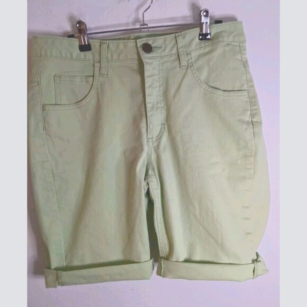 Riders by Lee Denim Bermuda Shorts Size 10 Medium Lime Green 32x11
